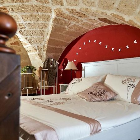 לצ'ה B&B Isola Dello Stampatore מראה חיצוני תמונה