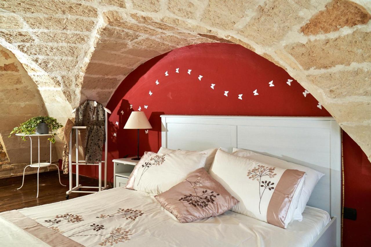 לצ'ה B&B Isola Dello Stampatore מראה חיצוני תמונה