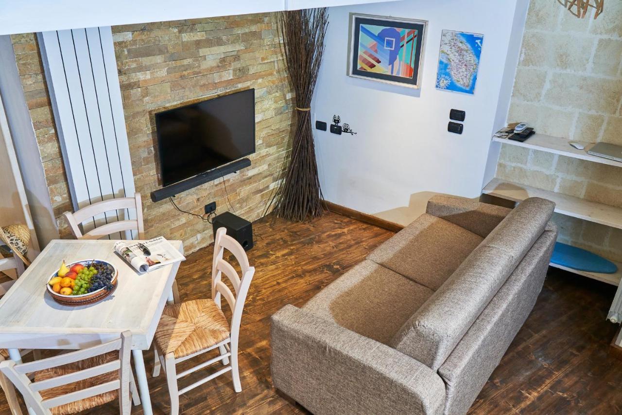 לצ'ה B&B Isola Dello Stampatore מראה חיצוני תמונה