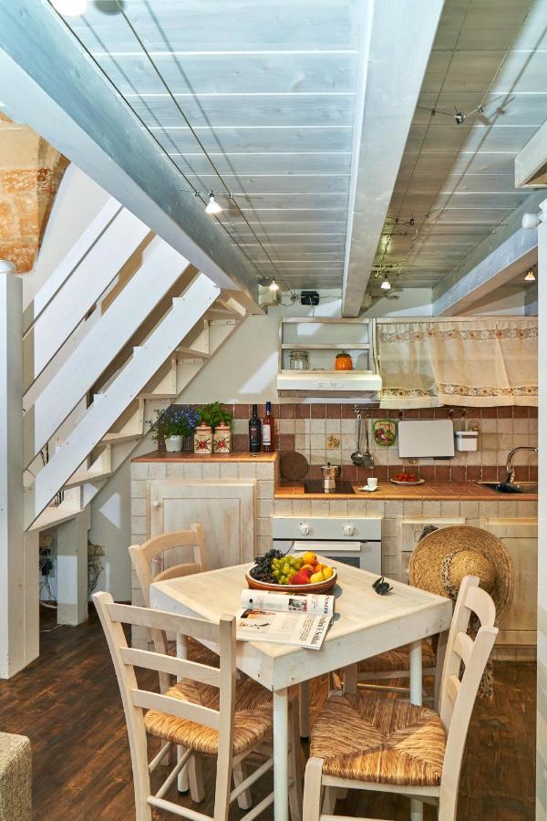 לצ'ה B&B Isola Dello Stampatore מראה חיצוני תמונה