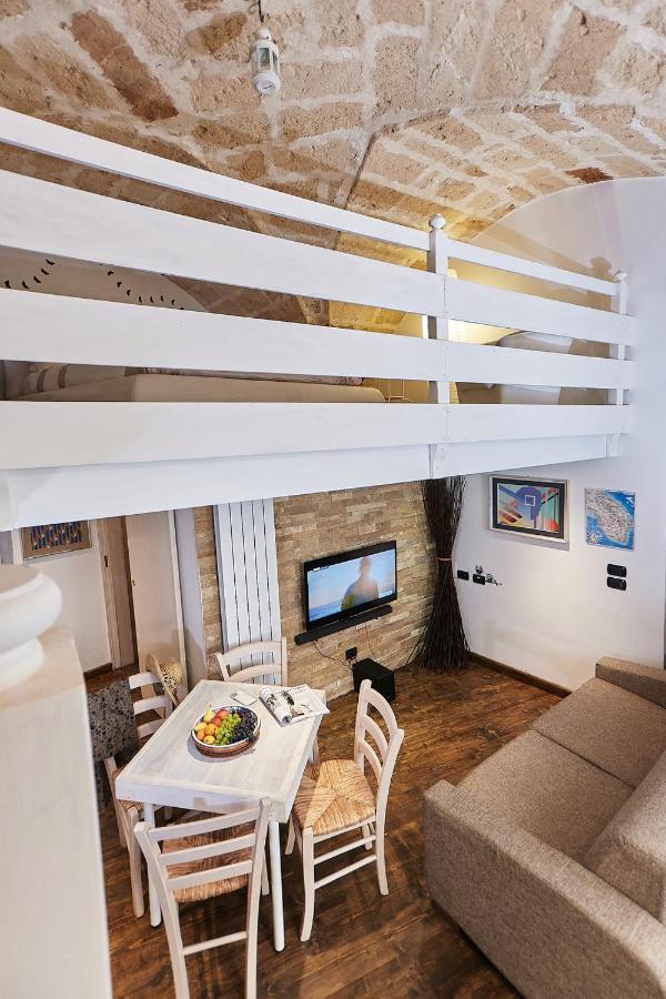 לצ'ה B&B Isola Dello Stampatore מראה חיצוני תמונה