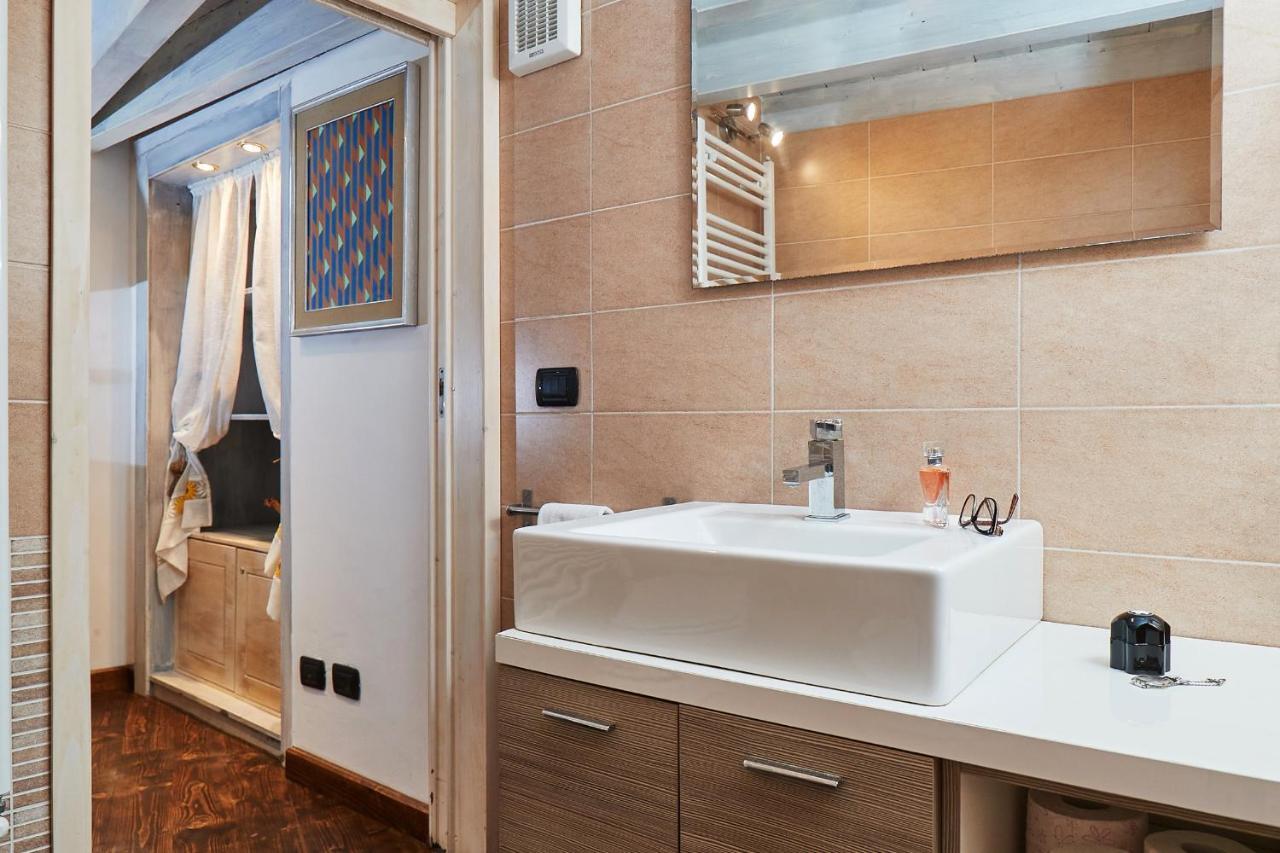 לצ'ה B&B Isola Dello Stampatore מראה חיצוני תמונה