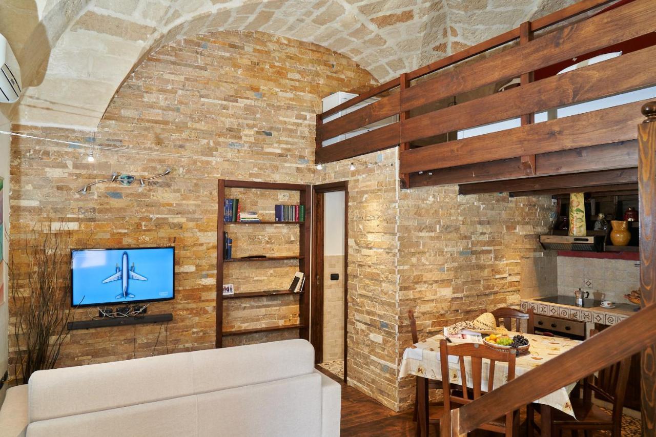 לצ'ה B&B Isola Dello Stampatore מראה חיצוני תמונה