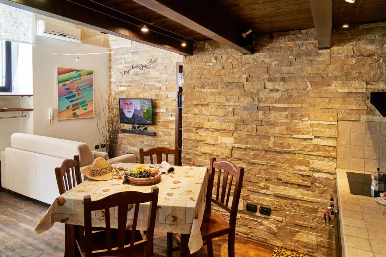 לצ'ה B&B Isola Dello Stampatore מראה חיצוני תמונה
