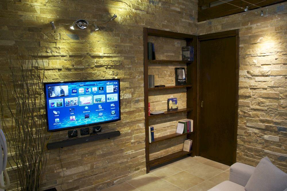 לצ'ה B&B Isola Dello Stampatore מראה חיצוני תמונה