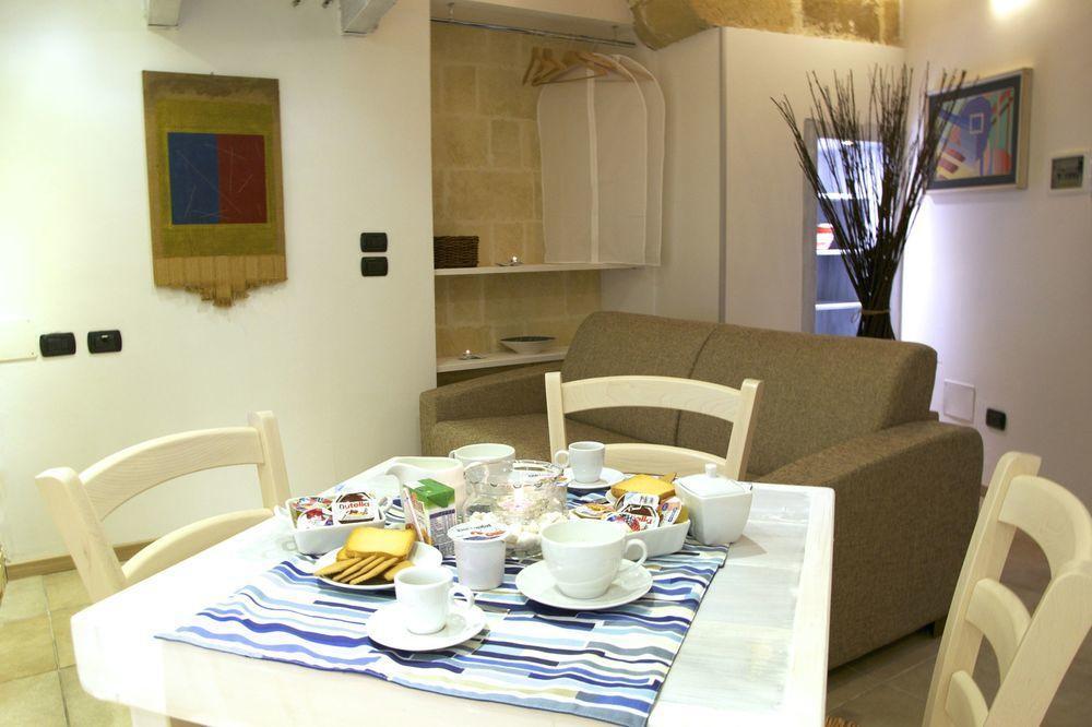לצ'ה B&B Isola Dello Stampatore מראה חיצוני תמונה