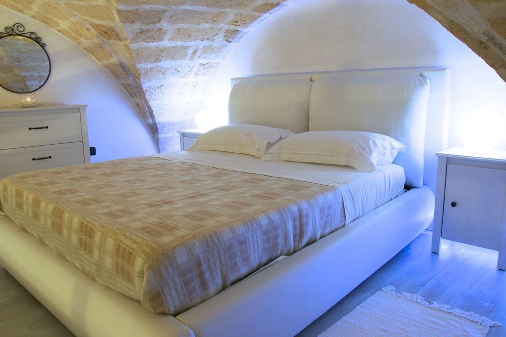 לצ'ה B&B Isola Dello Stampatore מראה חיצוני תמונה