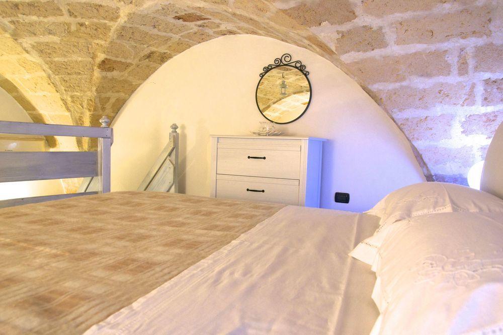 לצ'ה B&B Isola Dello Stampatore מראה חיצוני תמונה